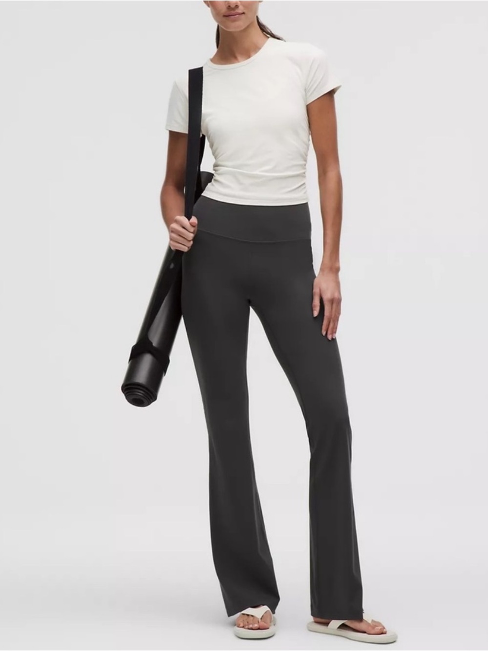 🆕 Lululemon Groove Super-High-Rise Flare Pant Nulu Graphite Grey - 2